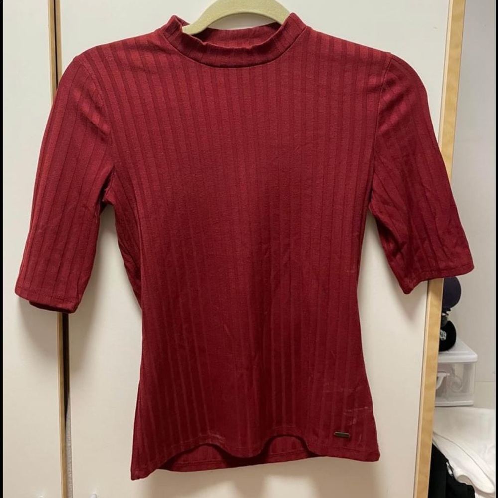 Hollister Mockneck Top